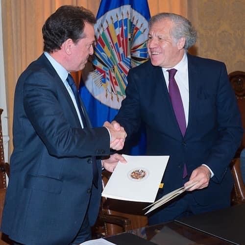 Ito Bisonó presidente del CAPP felicita a Luis Almagro por reelección en OEA
